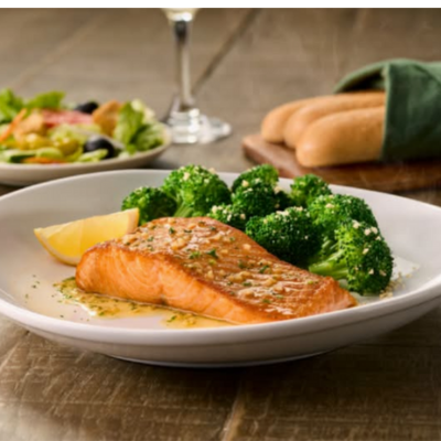 Herb-Grilled Salmon (460 cal)