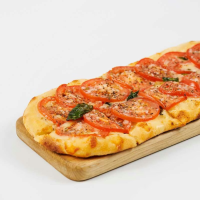 Fresh Basil, Tomato and Cheese Flatbread Pizza