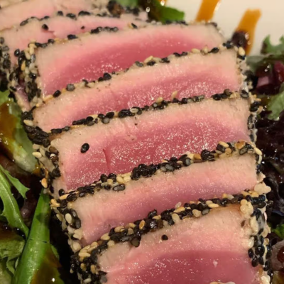 Sesame Crusted Tuna Salad