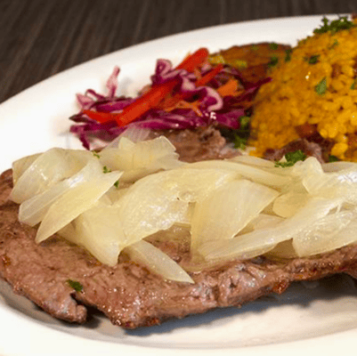 Bistec Encebollado