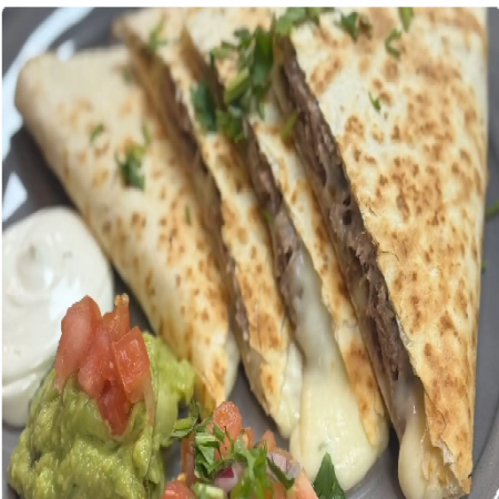 Quesadillas 5 De Mayo con Churrasco