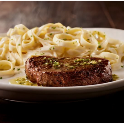 Steak Alfredo (930 cal)