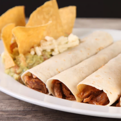 Tacos Al Pastor (3) Refrito y Guacamole