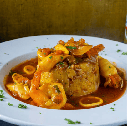 Mofongo Relleno de Mariscos