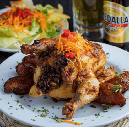 Gallinita Rellena de Congrí