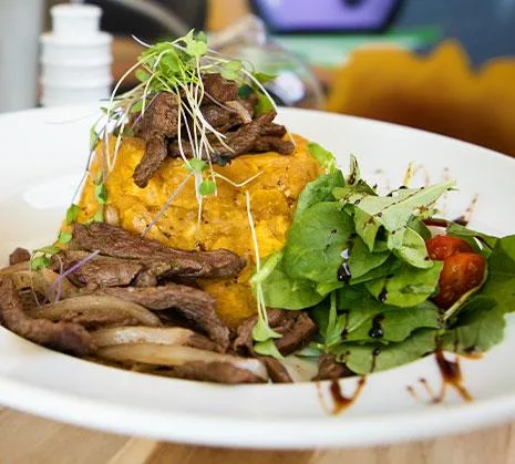 Mofongo Relleno De Churrasco 14 OZ