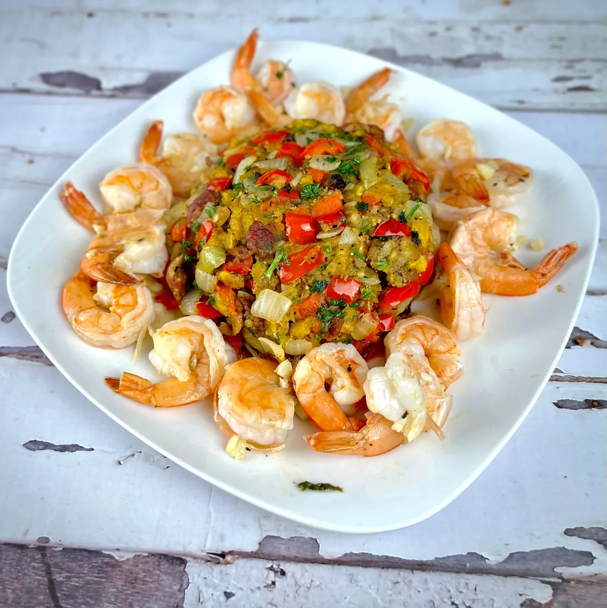 Mofongo Relleno De Camarones Al Ajillo