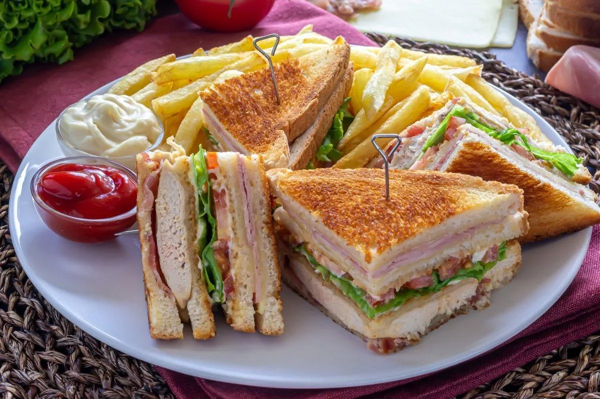 Sándwich De Combinación