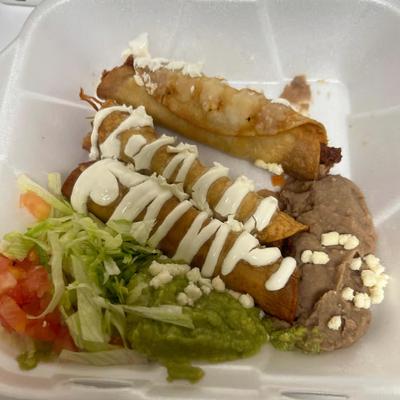 Flautas de Adobada de Cerdo