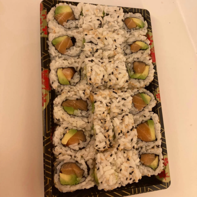 Fresh Salmon w/Avocado