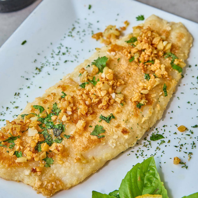 Filete de Pescado Blanco al Ajillo