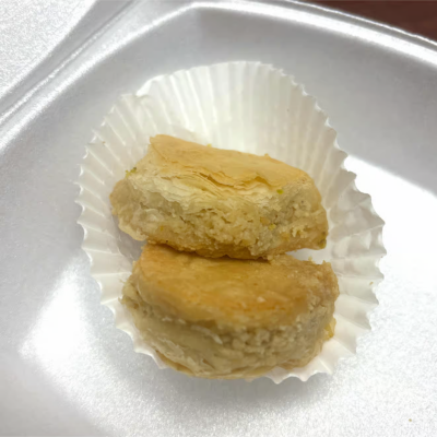 Mini Roses/Media Luna