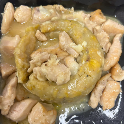 Mofongo Relleno de Pollo