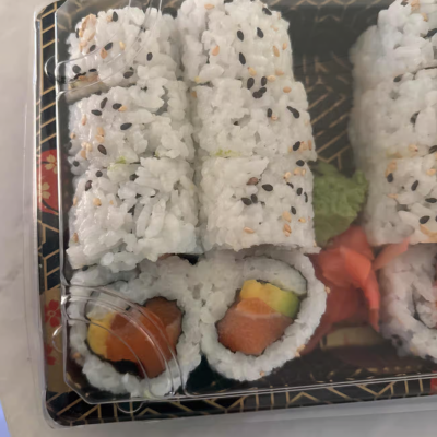 Salmon Avocado Roll