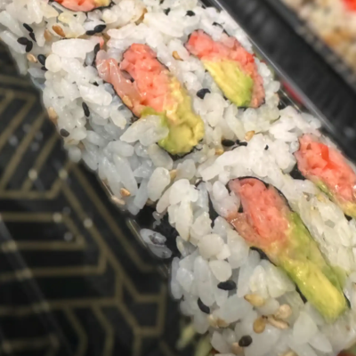 Spicy Crab w/Avocado