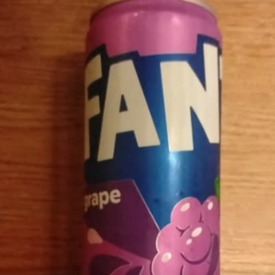 Fanta uva 12 oz