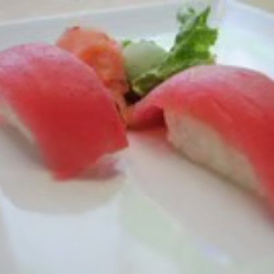 Tuna (maguro) Sushi