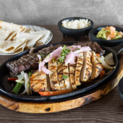 Fajitas Mixta con Pechuga y Camarones