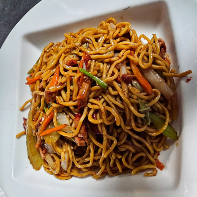 Lo Mein with Chicken